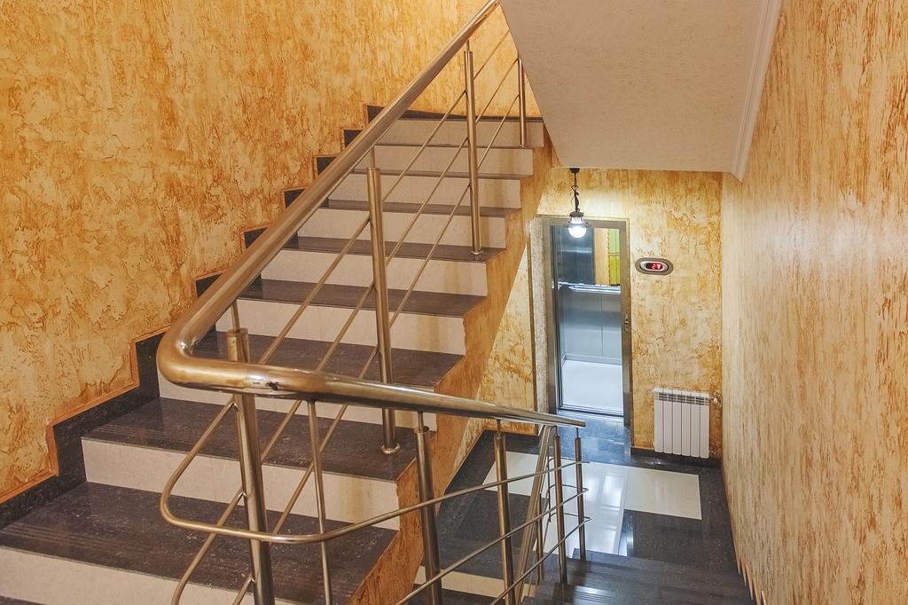 Kristall Hotel Dombaj Zewnętrze zdjęcie