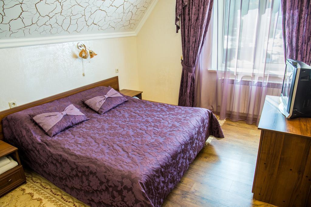 Kristall Hotel Dombaj Zewnętrze zdjęcie